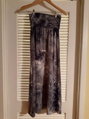 Popana Gray Tie-Dye Strapless Maxi skirt